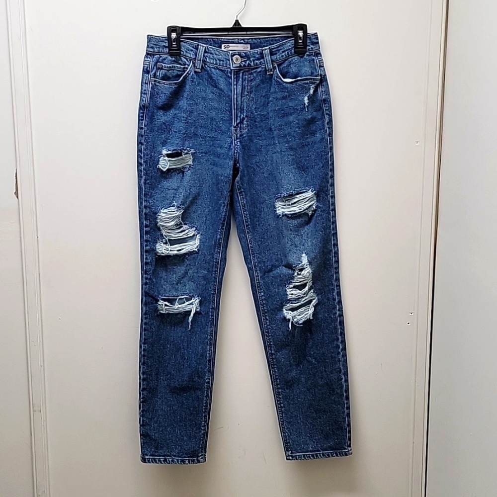 SO Low Rise Boyfriend Jeans - Size 7/28W (Juniors)
